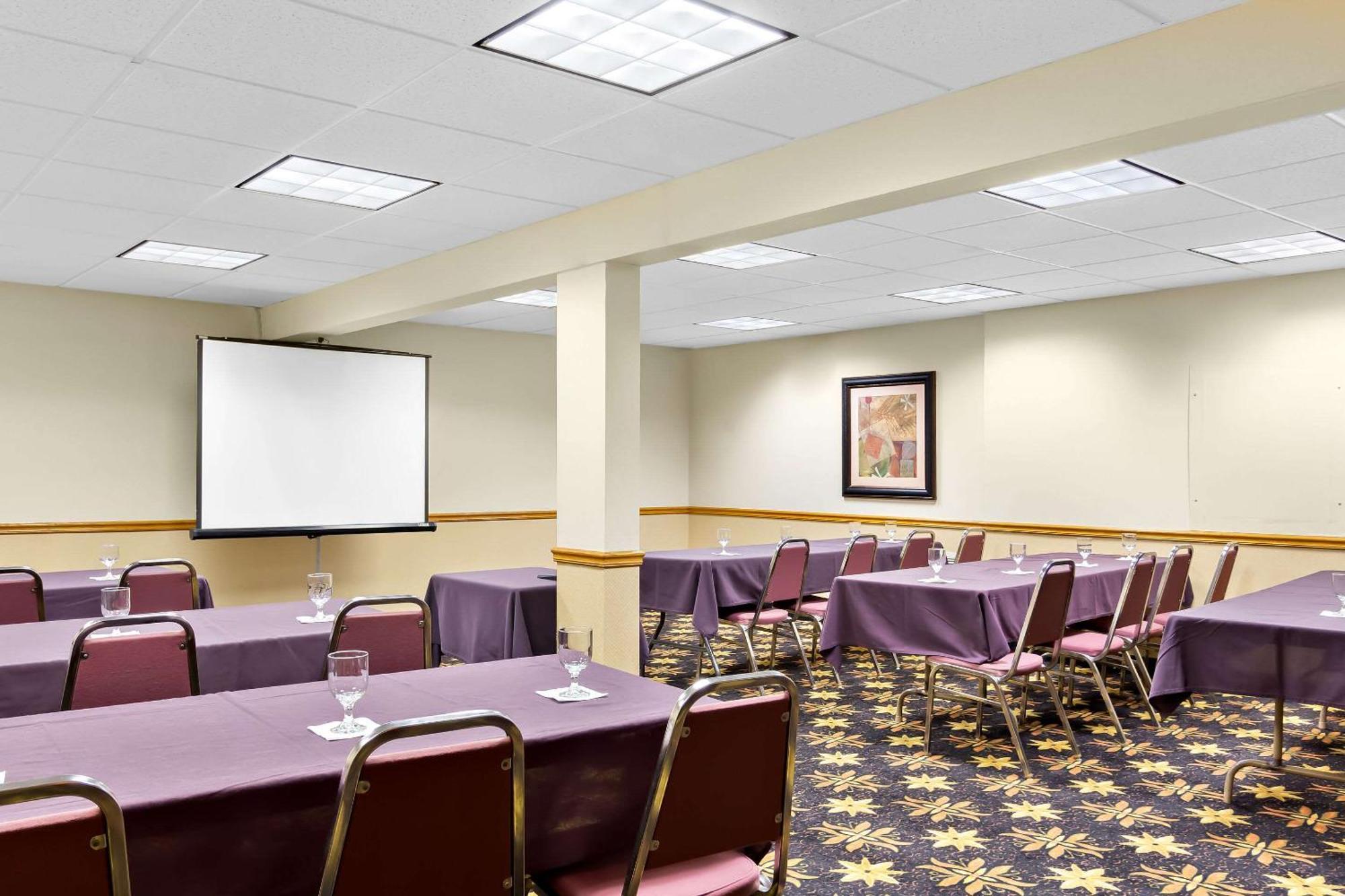 Comfort Inn Somerset Bagian luar foto