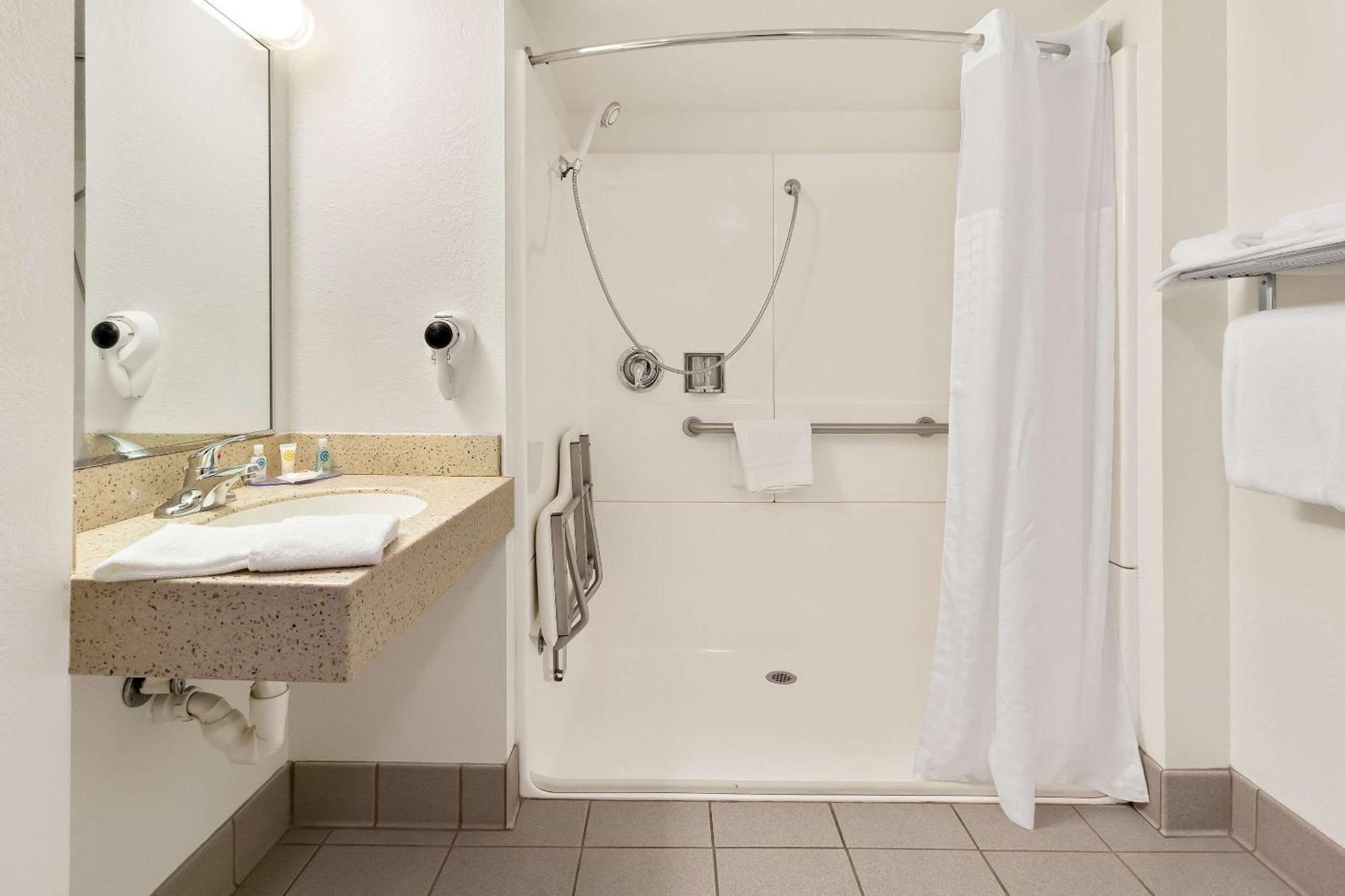 Comfort Inn Somerset Bagian luar foto